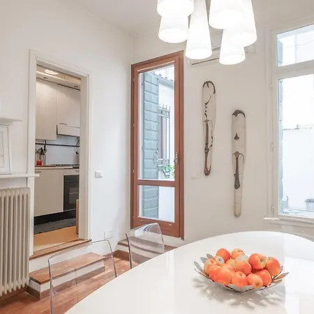 Piazza Delle Erbe דירה *