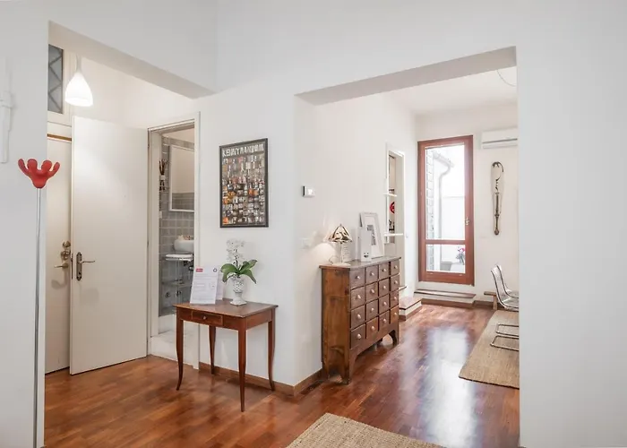 Guesthost - Piazza Delle Erbe Apartmán *